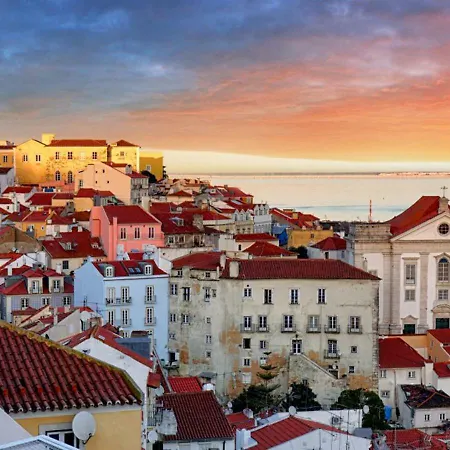 Flores De Alfama *